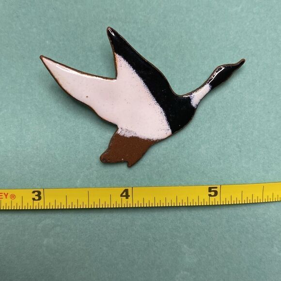 💛 Vintage Handmade Ceramic Canada Goose Brooch - Picture 4 of 4